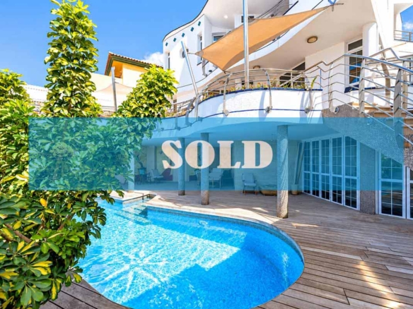 Unique property in Bellavista