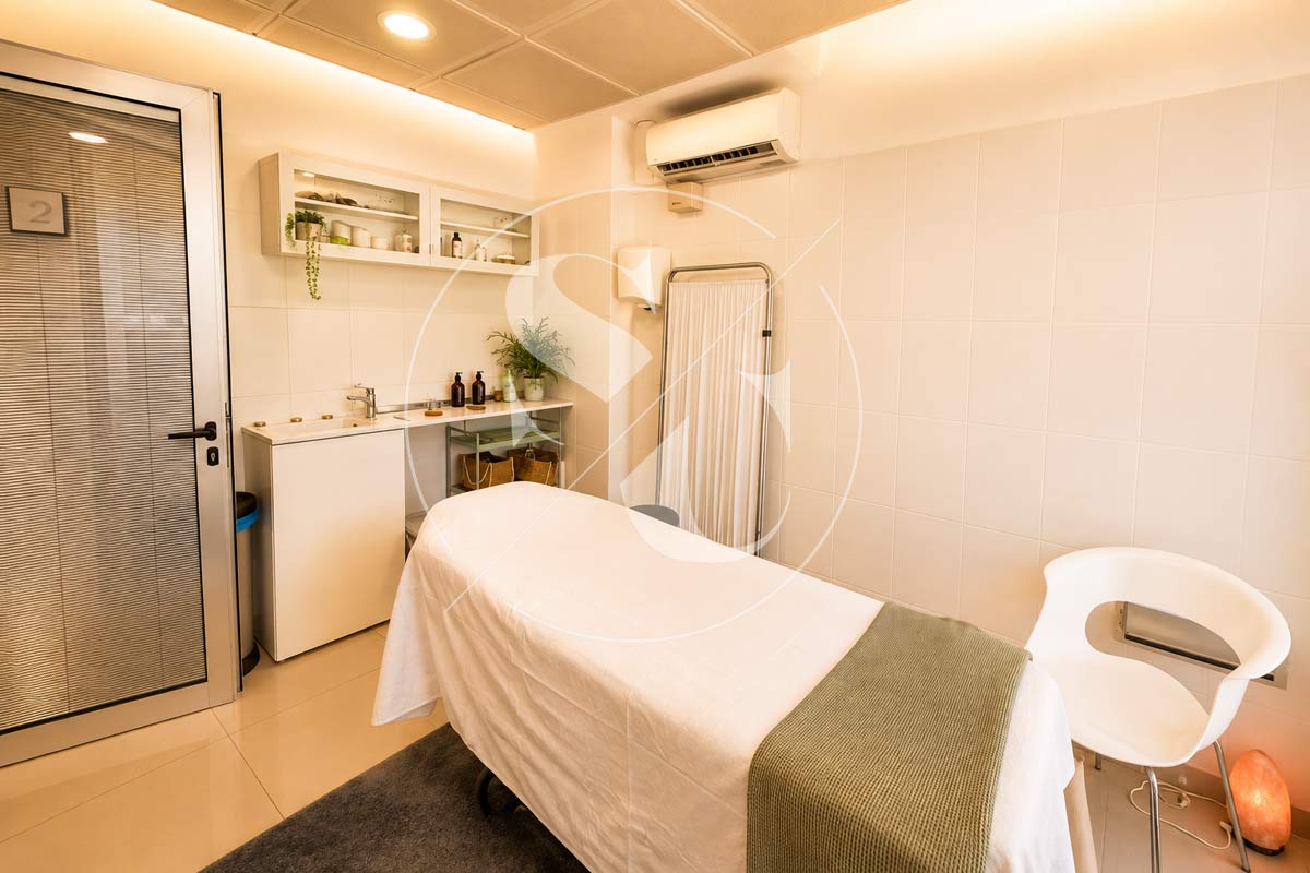 Clínica equipada en Playa del Inglés