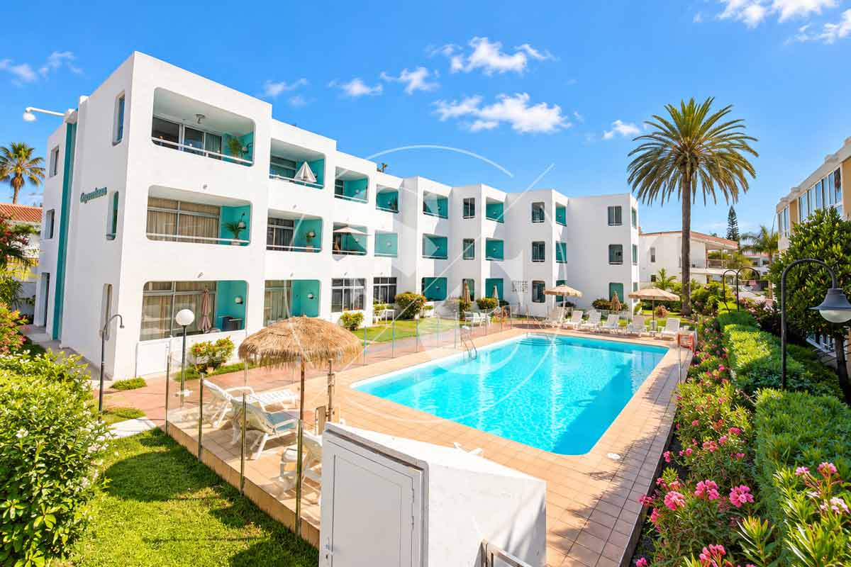 Apartamento totalmente reformado