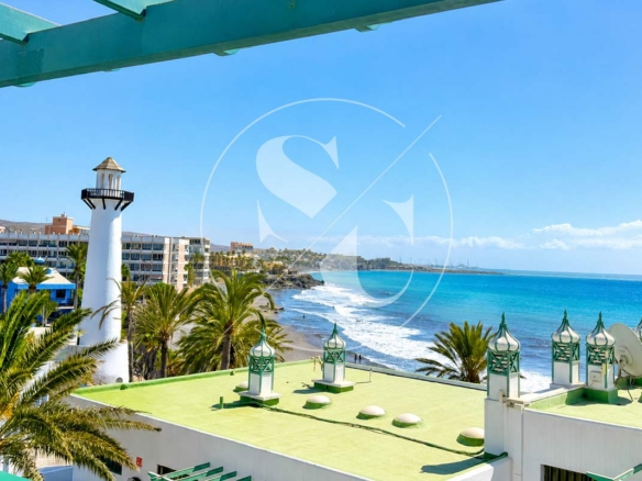 Espectacular apartamento frente al mar