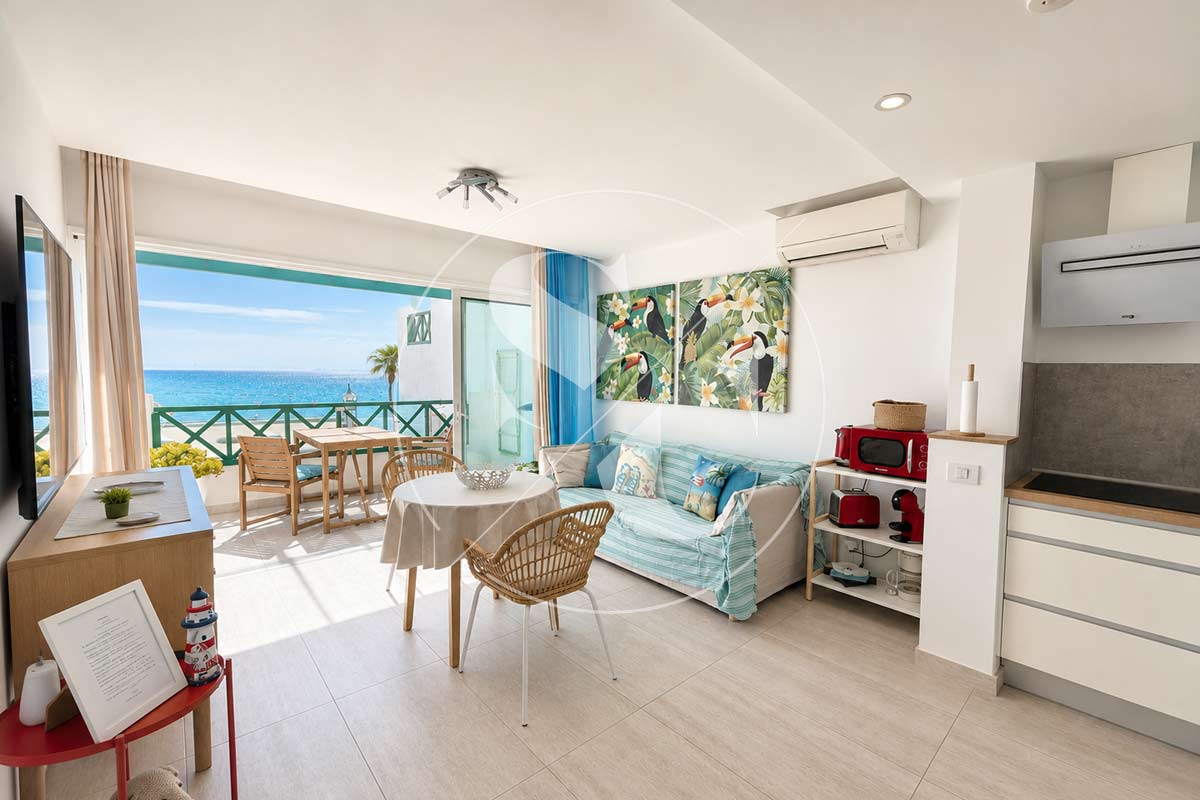 Espectacular apartamento frente al mar